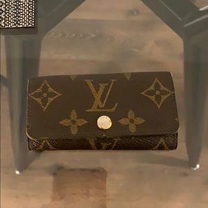 Vintage Louis Vuitton Four Ring Key holder
